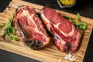 sezonowane steki wołowe